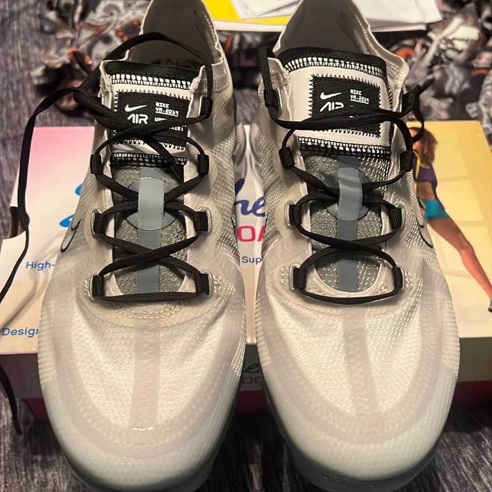 Woman’s sneakers